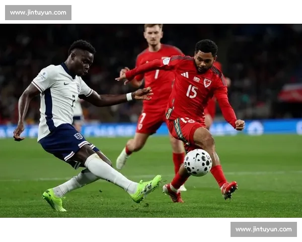 足球热身赛聚焦阵容磨合与战术试验点燃新赛季期待各队状态全面检验